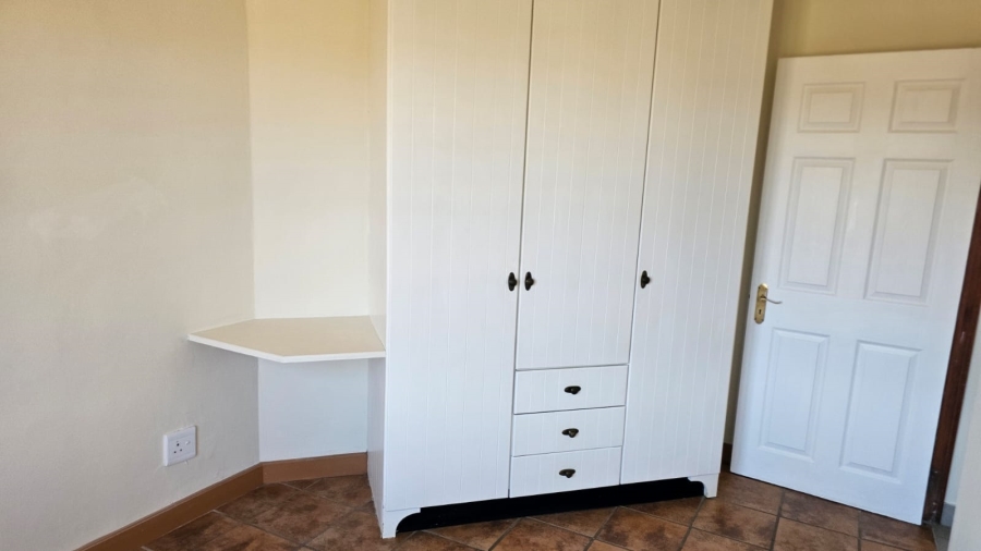 To Let 3 Bedroom Property for Rent in Landsmeer Residential Estate North West